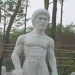 한자세로 <b>숙면</b>을 취할 수 있는 침대