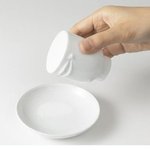 말을 거는듯한 소금,<b>후추</b>통ㅋㅋ