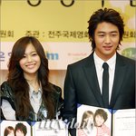 전주영화제 홍보<b>대사</b>된 이영아.. 여성스러움이..