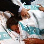 결혼반지 낀 채로 <b>오열</b>하는 정선희..너무 안타깝다..