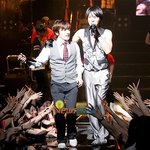 신화 이민우,전진 옆에서 <b>호빗</b>됐네ㅋㅋㅋㅋㅋ