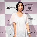 패션쇼 참석한 조여정,<b>저번</b> 굴욕을 딛고 많이 발전했네ㅎ