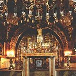 예루살렘 <b>성묘</b>교회에 성령의 불이 출현한다