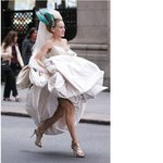 <섹스앤더시티>의 <b>캘리</b>와 친구들의 3색 드레스