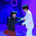 vos-김신영, 엠카에서 우정 과시! 신영이 <b>홀쭉</b>해졌어~