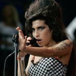 이효리,  <b>에이미</b> 와인하우스 그대로 따라하는거야?