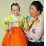 한국 온 코니탤벗 한복입고 기자회견하는 모습~진짜 <b>요정</b>이다!