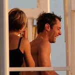 시에나밀러, <b>주드</b>로 파파라치 휴가보내나봐~