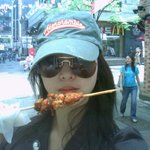 <b>꼬치</b>먹는 한예슬 얼굴 진짜 작아..