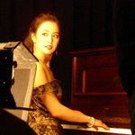 김태희 <b>헤라</b> 촬영중 직찍- 얼굴과 목이 일자!