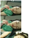 <b>차안</b>셀카를 즐기는 황보라, 피부 정말 좋아보여