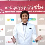 <b>이정진</b> 맞아? 얼굴이 왜이래 ㅠㅠ 멋진 얼굴은 어디에?