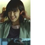 <b>깜찍</b>한 이연희, 귀잡고 뭐해?