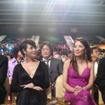 김혜수 옆에 <b>뻘쭘</b>한 홍콩 여배우 양자경~~