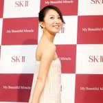 김희애, 어깨<b>노출</b> <b>드레스</b>~