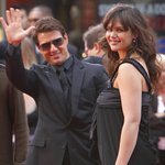 크루즈 입양<b>딸</b>이 "<b>새엄마</b> 홈즈" 밀었다