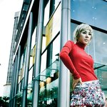 [화보]많이 변한 서인영 금발 <b>숏컷</b> 화보 분위기가 달라