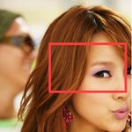 눈주름본좌 이효리, 화보에서는 포토샵으로 다 지워?
