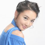 성은 쫙달라붙는 <b>s라인</b> 드레스입고