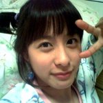 <b>밀크</b>로 데뷔했던 박희본, 최근 자기전 침대 옆 셀카!