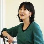 초록색 원피스 입은 김정은, 눈가에 <b>주름</b>이?