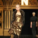 모델 &amp; 윤은혜 - 같은 <b>펜디</b> 드레스