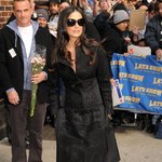 완전 아가씨 포스 <b>데미</b>무어~역시 어린남자랑 사니까 달라