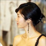 김보경, 어깨끈이 <b>말썽</b>!