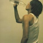 백허그를 부르는 남자스타들의 완소 <b>등짝</b>!!!