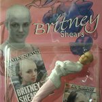 브리트니 <b>삭발</b> 바비인형! 옷이 더 충격적!