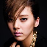 화장품 모델 되었다는 손담비! 좀 안 어울린다는 생각이;
