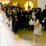 홍영주 결혼식에서 부케받는 <b>왁스</b>