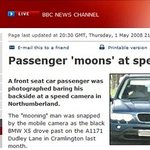 카메라 향해 무례한 노출한 운전자..