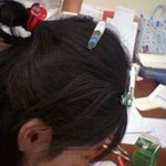 남자들이 이해못하는 여자들의 <b>볼펜</b>뚜껑 사용법