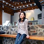 <b>늘씬</b>한 문근영 빨간구두 예뻐요