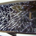 핸드폰 산 <b>첫날</b> 농구하다가 액정 박살난게 자랑ㅠ