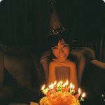 생일날 남친한테 키스 받고 좋아하는 <b>손태영</b> 직찍