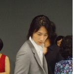 전시회에서 본 정일우, <b>훤칠</b>한 기럭지 눈에 띄네!