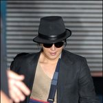 <b>vip</b>시사회 온 배용준, 근데 공항에서 귀국하는 느낌이야