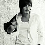 장동건 - <b>새화보</b> 블랙&amp;화이트, 진정한 간지는 단발머리에서 나온다...