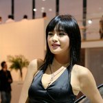 섹시 레이싱걸들의 <b>아찔</b>한 노출~