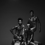 찰스·이언·지호·우기 모델들의 누드