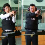 [개와 <b>늑대</b>의 시간]팔에 문신한 이준기