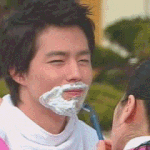 <b>면도</b>하는 이 남자들..너무 멋지지 않니?