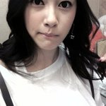 러블리 신애도 셀카를! <b>수수</b>한 느낌의 셀카 공개