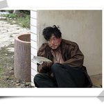 스타들의 거지컨셉? 좀 난감하다