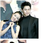 김아중, 상체에 <b>커튼</b>쳤구나!