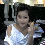 <b>솔비</b> 팬사인회 직찍! 귀여운 표정?