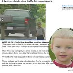 어! 조심해~ 어린이가 서 있잖아~