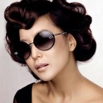 선글라스 잔뜩 쓴 김희선, <b>자유</b>로귀신같은 느낌?;